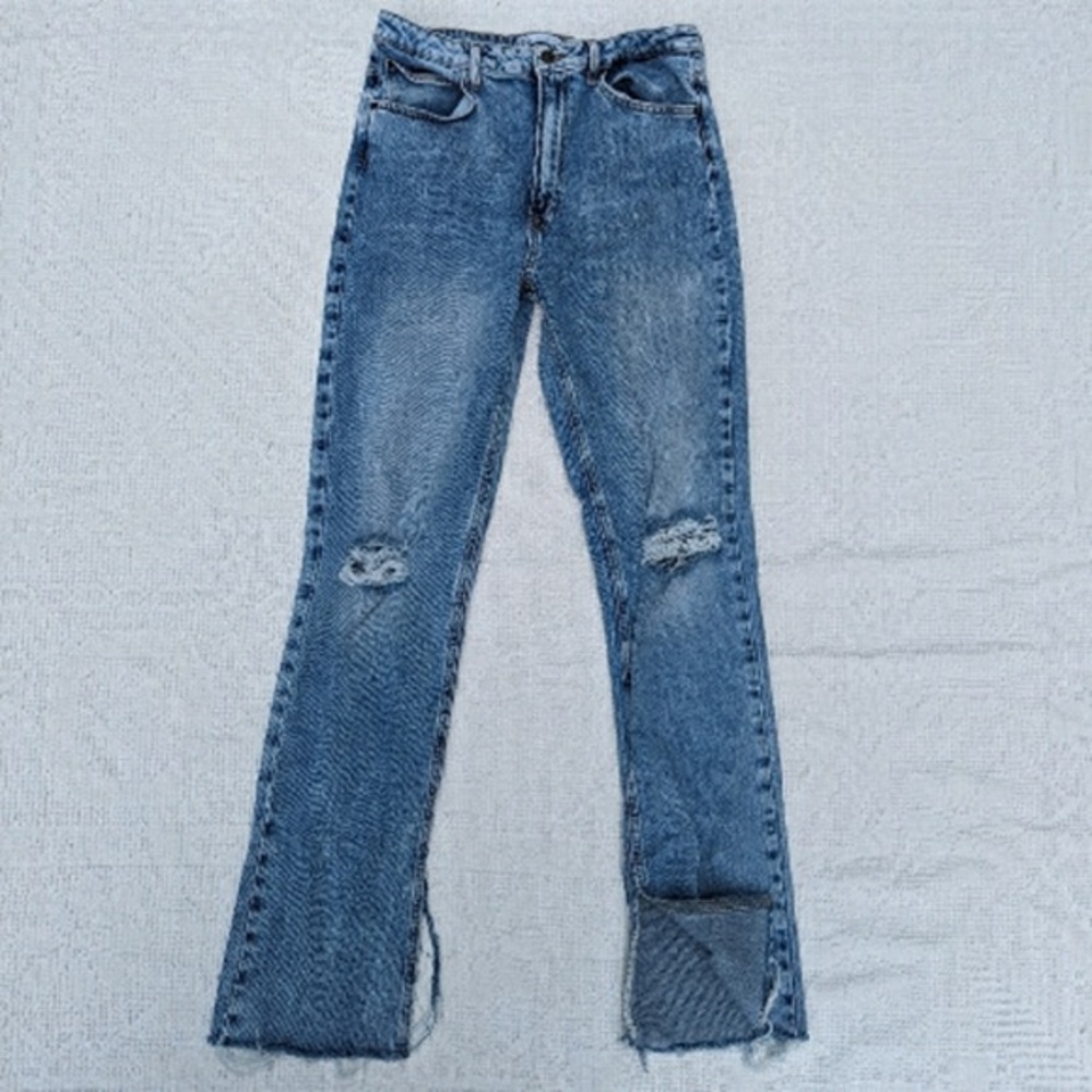 Zara║Distressed Split Leg Jeans║Size 10